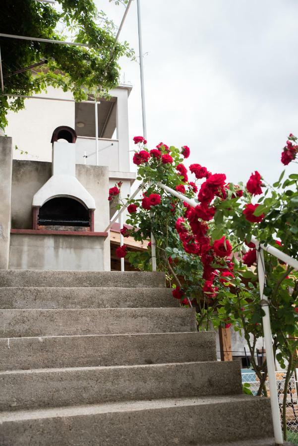 Apartmani Silvana&Vera Senj (Lika-Senj) Exterior foto